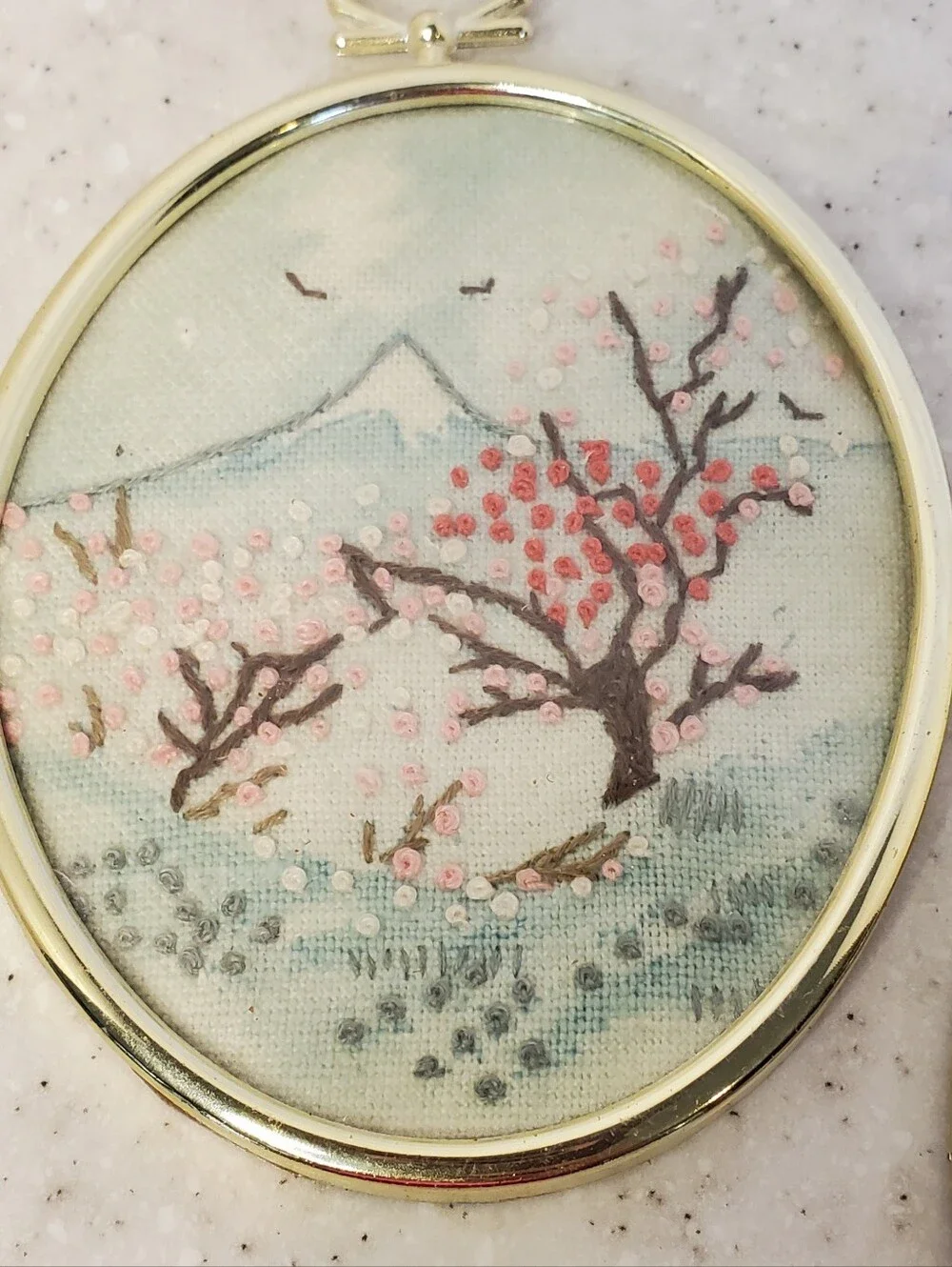 Vintage Asian Embroidered Wall Hanging Set Pagoda Cherry Blossom Gold Frame 5x3.